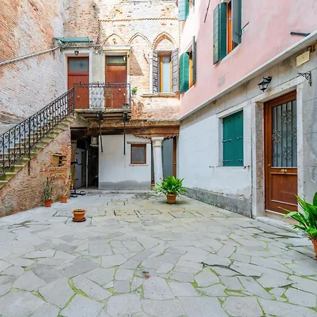 Guesthost - Cannaregio Romantic View
