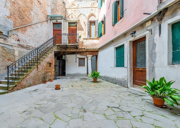 Cannaregio Romantic View